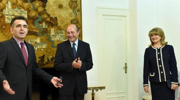 traian basescu spune cand se va uni romania cu moldova