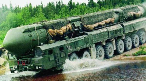 rusia topol m arma monstru ce poate pulveriza un ora