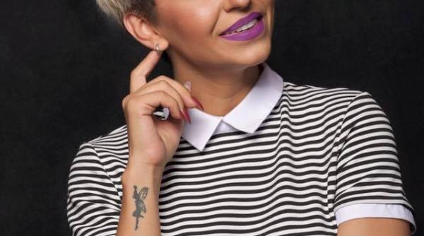 giulia anghelescu pe mana medicilor imi fac rinoplastie din cauza