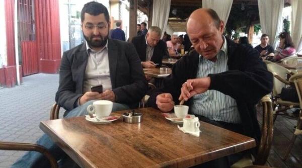 bogdan oprea purtator de cuvant al lui traian basescu voluntar smurd