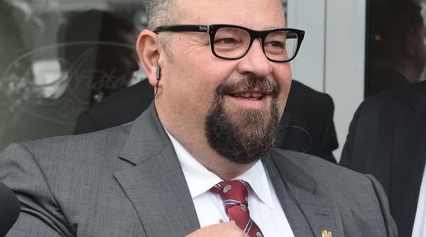 poezia lui piedone cu cine va vota fostul edil