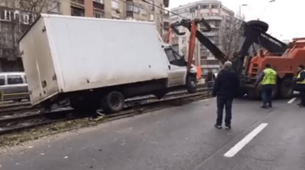accident tramvai circula ie blocata