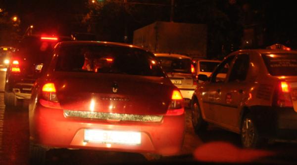 bataie in trafic cine este barbatul luat de poli i ti