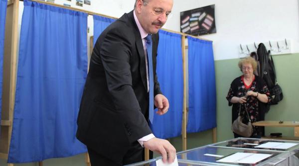 alegeri 2016 vasile dincu a votat pentru resetarea sistemului