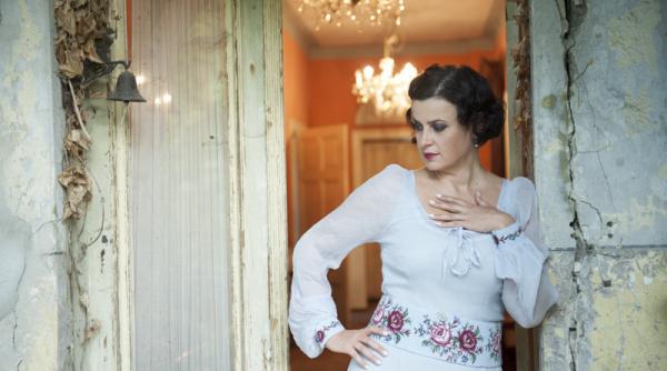 oana catalina chitu si valeriu cascaval colinda la londra