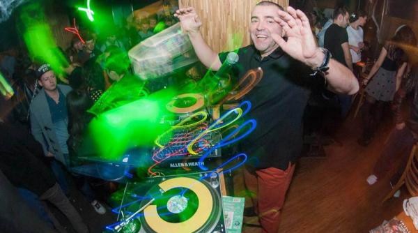 retro party cu cel mai vechi dj din romania sorin lupascu