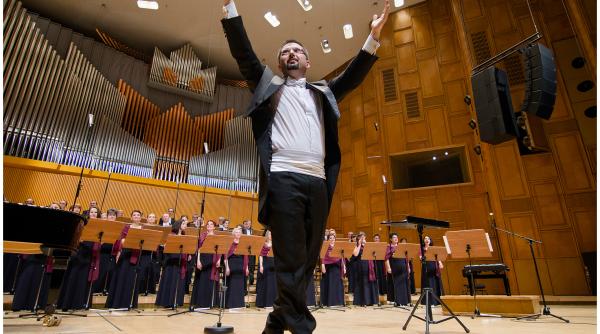 colinde a cappella cu corul academic radio