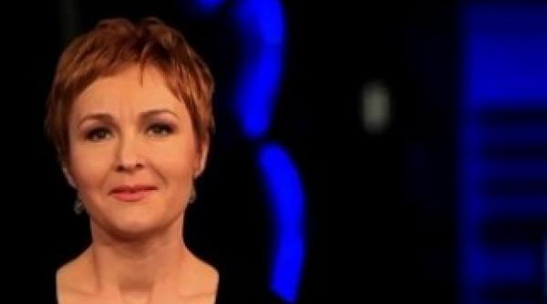 cadou frumos pentru dana grecu in ziua numelui