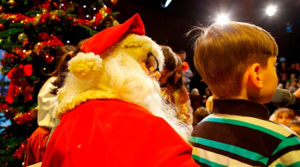 teatrul abracadabra invita ie la cea mai frumoasa poveste de peste an