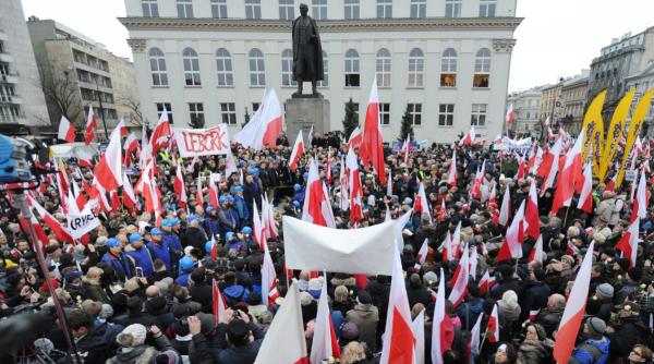 criza politica in polonia pre edintele se intalne te cu liderii partidelor parlamentare