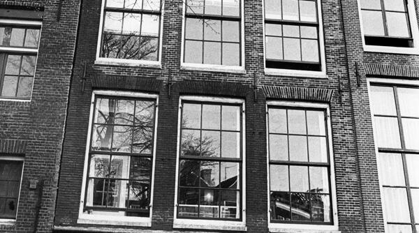 mister anne frank cum a fost descoperita de nazi ti