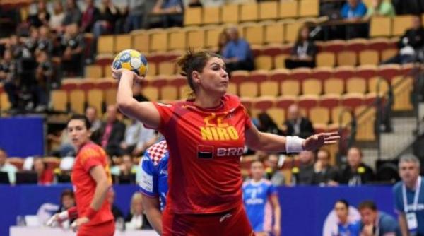 oana manea i a anun at retragerea de la echipa nationala de handbal