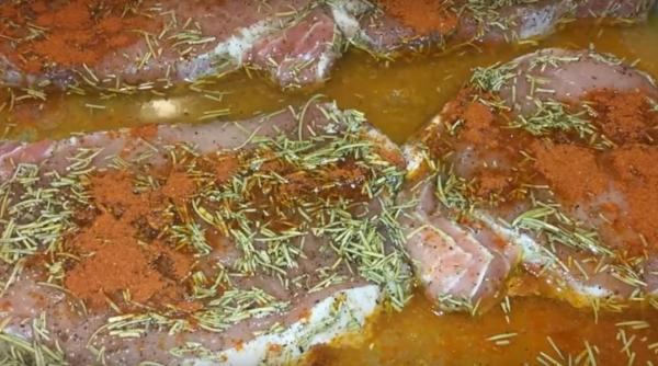 trei re ete cotlet de porc secrete din bucataria anilor 1960