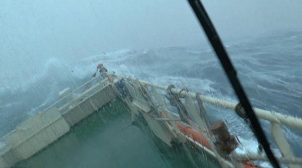 furtuna cumplita pe marea neagra opera iune riscanta de salvare