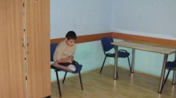 zeci de persoane evacuate din centrul de plasament