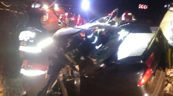 accident grav in bucure ti doua persoane decedate