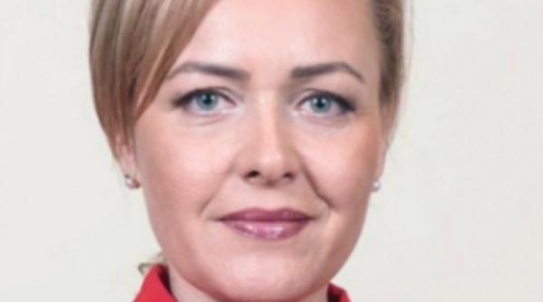 carmen daniela dan luata peste picior de poli istul marian godina