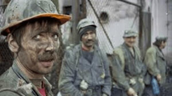 protest spontan la mina lupeni ce nemul umiri au minerii