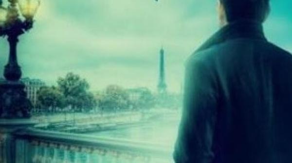 invazie de carti emotionante cu acoperiti si spioni