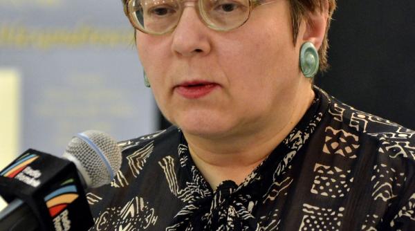 2017 incepe cu poezie romaneasca pe malul bosforului