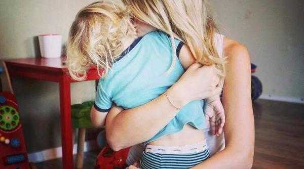 o alta vedeta insarcinata cu al doilea copil familia noastra se mare te