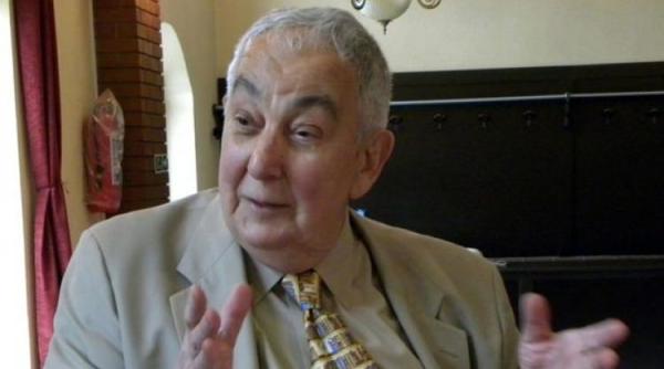 prin ul baiazid osman ultimul mo tenitor al omperiului otoman a murit