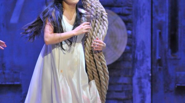 premiera extraordinara cu lucia di lammermoor in regia lui andrei erban