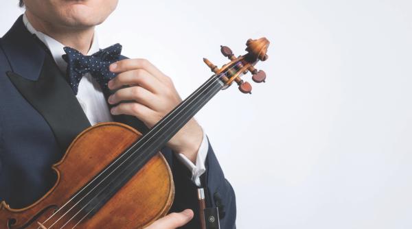 alexandru tomescu canta in memoriam ion voicu la sala radio