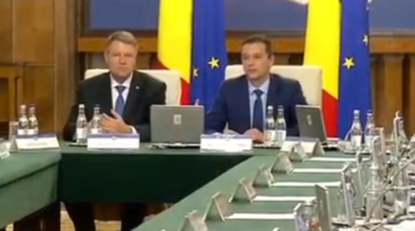 vicepre edintele unei agen ii guvernamentale ataca crunt executivul