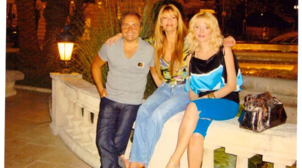 general sri in vacan a cu un politician