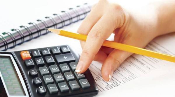 proiectul de buget configurat pe o crestere de 5 2prc si un deficit bugetar de 2 96prc din pib