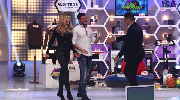 victor slav i bianca dragu anu la prima edi ie a noului sezon roata norocului