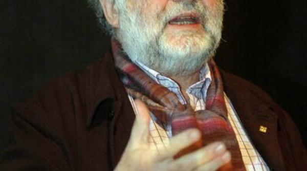 un spectacol de silviu purcarete razboi si pace la ljubljana teatrul si confruntarea cu epopeea tolstoiana