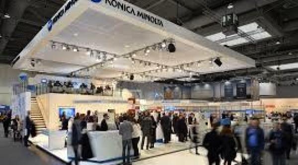 cebit 2017 konica minolta proiecteaza biroul viitorului