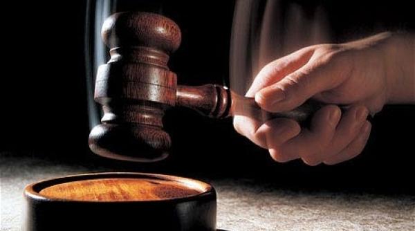 atacantul lui liverpool amendat i fara permis de conducere pentru un an de zile