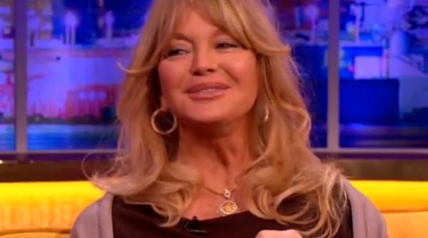 balul operei din viena goldie hawn invitata de onoare a excentricului richard lugner