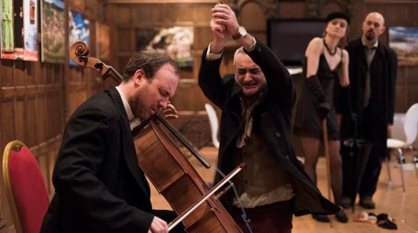 the guardian si the stage recomanda spectacolul si cu violoncelul ce facem