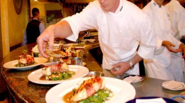 city grill face sute de angajari