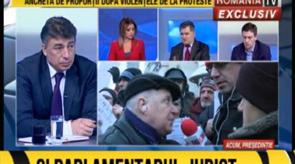 ciutacu in mijlocul protestatarilor de la palatul cotroceni