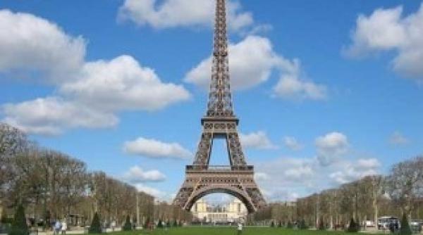 plan de securitate pentru turnul eiffel zid antiglon inalt de 2 5 metri