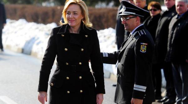 carmen dan sunte i adevara ii ambasadori ai romaniei