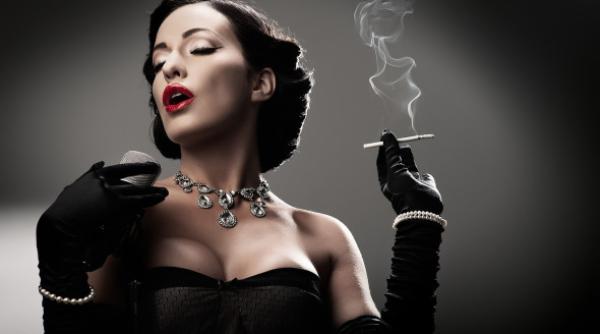 sfantul valentin hot cu dita von teese erotismul la licitatie la sotheby s