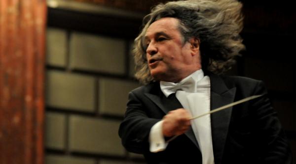 concert extraordinar la pupitru horia andreescu solista elisabeth leonskaja