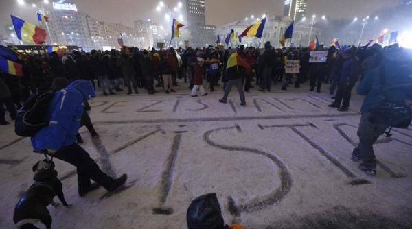 oameni obliga i sa mearga la proteste acuza iile senatorului adrian u uianu