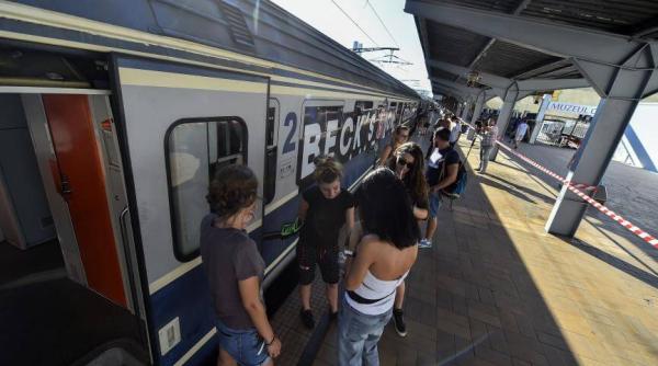 transport gratuit tren razgandeala pnl pentru studen i