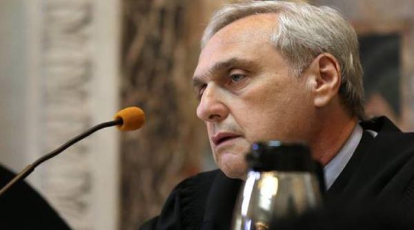 interviu eveniment la tvr cu alex kozinski magistratul care l a infrant pe trump