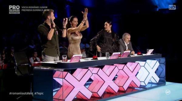 romanii au talent preot tatuat imbracat in elvis presley andra e un oc