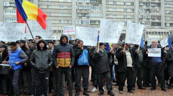 surpriza la miting psd cine a venit