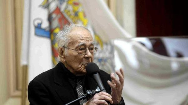 mihai ora mesaj ciudat atat a fost ma ve i cauta i nu voi fi de gasit