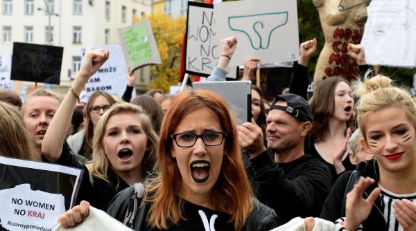 ziua interna ionala a femeii greva femeilor